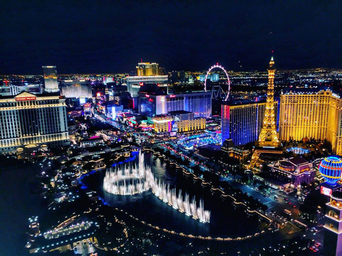 Bellagio Fountains Las Vegas Strip At Night