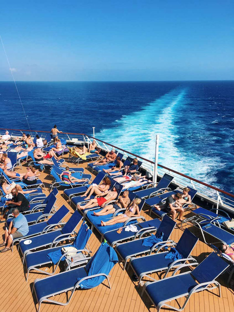 7 Top Ways To Spend Your Day At Sea