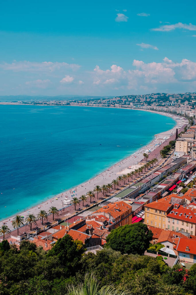 solo travel in nice 