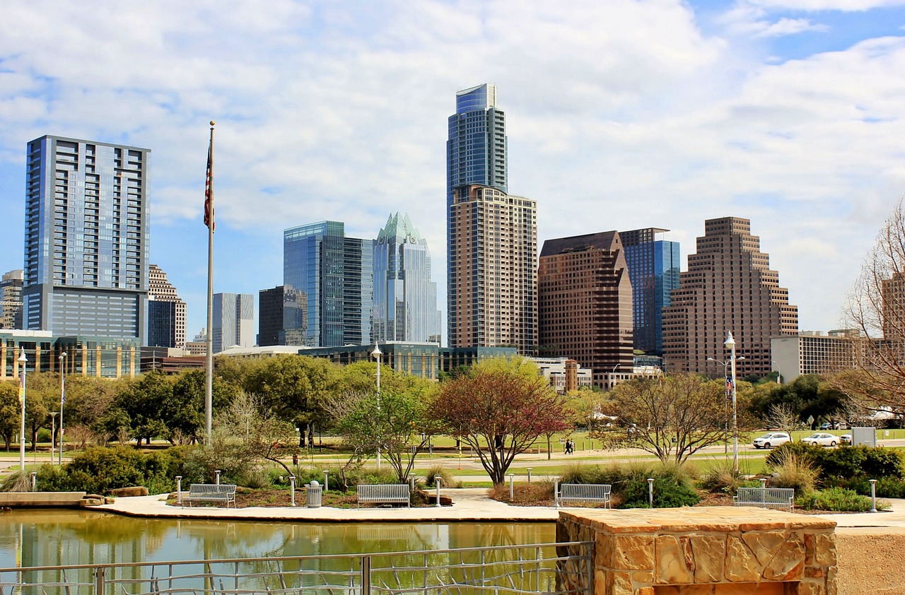 The Best Neighborhoods to Live in Austin - She's Catching Flights
